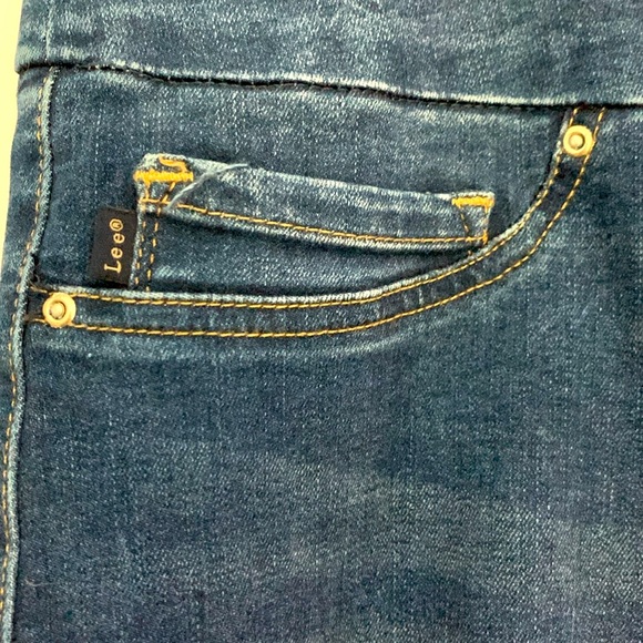 Lee women’s 18 tall jean jeggings - Picture 5 of 12